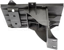 Charger l'image dans la galerie, 00073 Battery Tray Dorman - HELP Canada