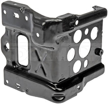 Charger l'image dans la galerie, 00081 Battery Tray Brace Dorman - HELP Canada