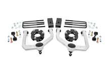 Charger l'image dans la galerie, 83400 3 Inch Lift Kit - Nissan Titan 2WD/4WD (2004-2021) Rough Country Canada