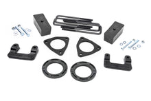 Load image into Gallery viewer, 1312 2.5 Inch Leveling Kit - Stamped Steel - Chevy/GMC 1500 (16-18) Rough Country Canada