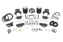 Load image into Gallery viewer, 10016C Air Spring Kit w/Compressor - Ford Super Duty 4WD (2017-2022) Rough Country Canada