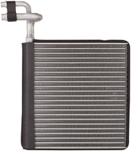 Charger l'image dans la galerie, 1010129 Spectra Premium A/C Evaporator Core Spectra Premium Canada