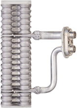 Charger l'image dans la galerie, 1010300 Spectra Premium A/C Evaporator Core Spectra Premium Canada