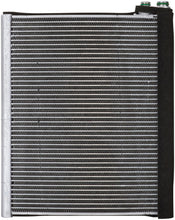 Charger l'image dans la galerie, 1010311 Spectra Premium A/C Evaporator Core Spectra Premium Canada