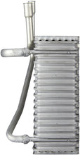 Load image into Gallery viewer, 1054810 Spectra Premium A/C Evaporator Core Spectra Premium Canada