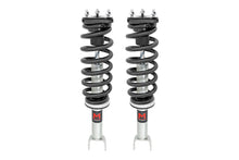 Charger l'image dans la galerie, 502086 M1 Loaded Strut Pair - 3 Inch - Ram 1500 4WD (2012-2018) Rough Country Canada