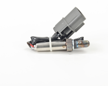 Charger l'image dans la galerie, 13021 Oxygen Sensor Bosch Canada