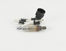 Load image into Gallery viewer, 13068 Oxygen Sensor Bosch Canada