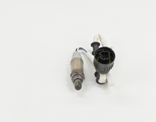 Load image into Gallery viewer, 13068 Oxygen Sensor Bosch Canada
