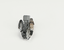 Load image into Gallery viewer, 13071 Oxygen Sensor Bosch Canada