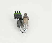 Load image into Gallery viewer, 13077 Oxygen Sensor Bosch Canada