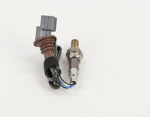 Load image into Gallery viewer, 13093 Oxygen Sensor Bosch Canada
