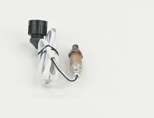 Charger l'image dans la galerie, 13108 Oxygen Sensor Bosch Canada