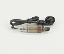 Charger l'image dans la galerie, 13152 Actual OE Oxygen Sensor Bosch Canada