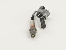 Load image into Gallery viewer, 13302 Oxygen Sensor Bosch Canada