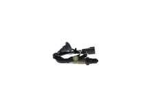 Load image into Gallery viewer, 13353 Oxygen Sensor Bosch Canada