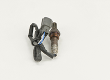 Charger l'image dans la galerie, 13354 Oxygen Sensor Bosch Canada
