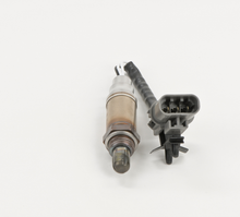 Charger l'image dans la galerie, 13416 Actual OE Oxygen Sensor Bosch Canada