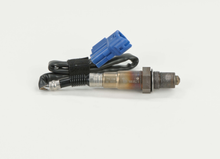Charger l'image dans la galerie, 13500 Oxygen Sensor Bosch Canada