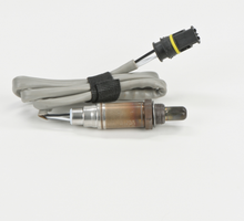 Charger l'image dans la galerie, 13515 Oxygen Sensor Bosch Canada
