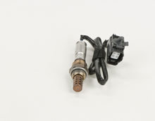 Charger l'image dans la galerie, 13579 Validated Oxygen Sensor Bosch Canada