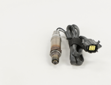 Load image into Gallery viewer, 13581 Engineered Oxygen Sensor Bosch Canada