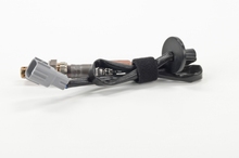 Charger l'image dans la galerie, 13622 Oxygen Sensor Bosch Canada