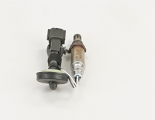 Load image into Gallery viewer, 13653 Oxygen Sensor Bosch Canada