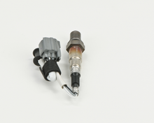 Load image into Gallery viewer, 13685 Oxygen Sensor Bosch Canada