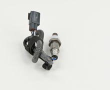 Load image into Gallery viewer, 13732 Oxygen Sensor Bosch Canada
