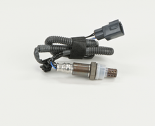 Load image into Gallery viewer, 13732 Oxygen Sensor Bosch Canada