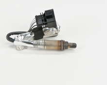 Load image into Gallery viewer, 13736 Oxygen Sensor Bosch Canada