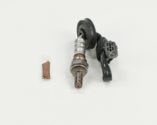 Load image into Gallery viewer, 13745 Oxygen Sensor Bosch Canada