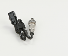Load image into Gallery viewer, 13747 Oxygen Sensor Bosch Canada