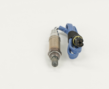 Charger l'image dans la galerie, 13798 Oxygen Sensor Bosch Canada
