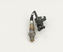 Load image into Gallery viewer, 13812 Engineered Oxygen Sensor Bosch Canada