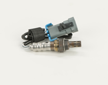 Load image into Gallery viewer, 13847 Oxygen Sensor Bosch Canada
