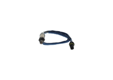 Load image into Gallery viewer, 13862 Oxygen Sensor Bosch Canada