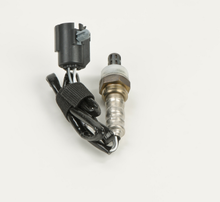 Load image into Gallery viewer, 13871 Oxygen Sensor Bosch Canada