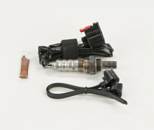 Load image into Gallery viewer, 13877 Oxygen Sensor Bosch Canada