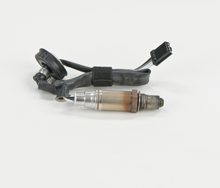 Charger l'image dans la galerie, 13891 Actual OE Oxygen Sensor Bosch Canada