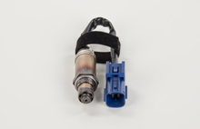 Load image into Gallery viewer, 13897 Oxygen Sensor Bosch Canada