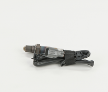 Load image into Gallery viewer, 13900 Engineered Oxygen Sensor Bosch Canada