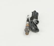 Load image into Gallery viewer, 13900 Engineered Oxygen Sensor Bosch Canada