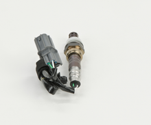 Charger l'image dans la galerie, 13978 Oxygen Sensor Bosch Canada