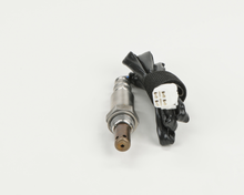 Load image into Gallery viewer, 15019 Wide-band Oxygen Sensor Bosch Canada