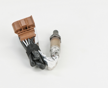 Load image into Gallery viewer, 15026 Oxygen Sensor Bosch Canada