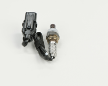 Load image into Gallery viewer, 15034 Oxygen Sensor Bosch Canada