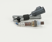 Load image into Gallery viewer, 15035 Oxygen Sensor Bosch Canada
