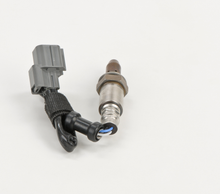 Load image into Gallery viewer, 15052 Wide-band Oxygen Sensor Bosch Canada